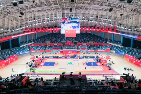 廣廈隊的主場是哪個體育場？