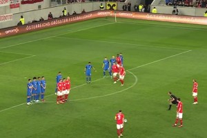 圓月彎刀！薩比策在國家隊打入的精彩任意球
