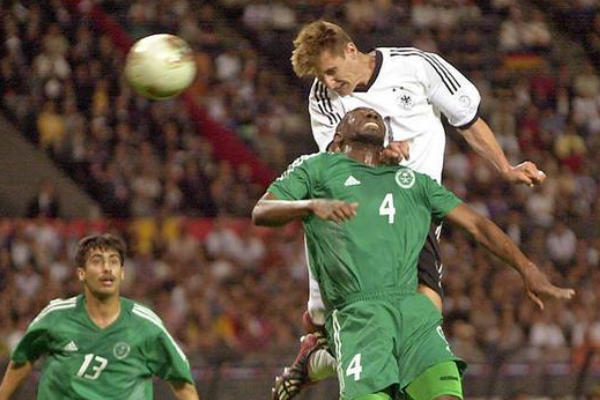 足壇頭球能力最強(qiáng)的是誰(shuí)？