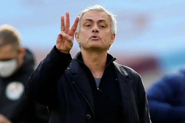 穆里尼奧的執(zhí)教風(fēng)格過(guò)時(shí)了嗎？